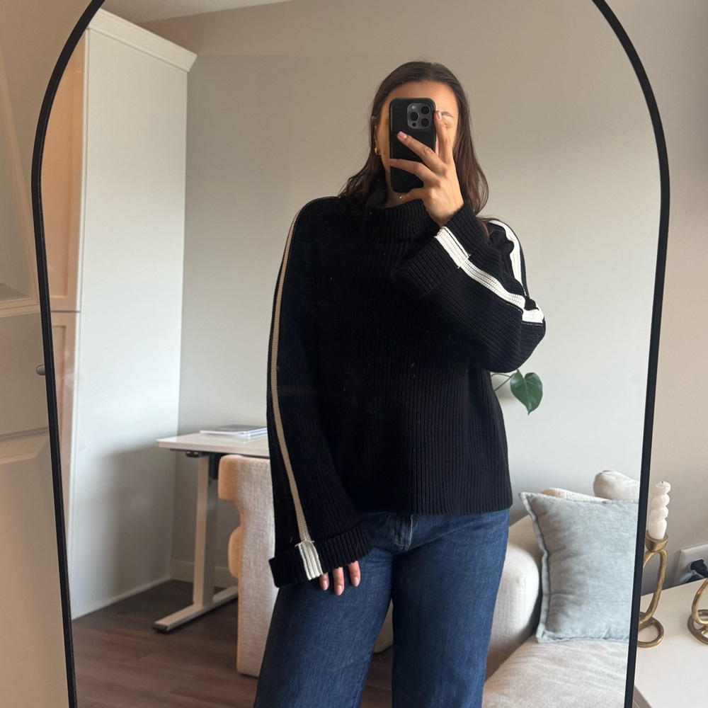 525 America Oversized Black Ribbed Turtleneck Sweater